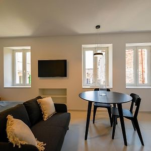 Studio con letto king size